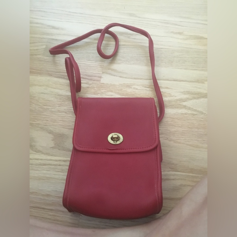 Vintage Coach Red Leather Pouch Crossbody Shoulder Bag